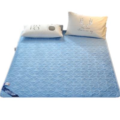 China Yuchun Foldable Healthy Mattress Topper for Elderly and Children Waterproof Cotton Mattress Topper for sale