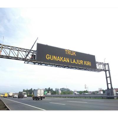 China LED Scrolling Message Screen Display Outdoor Highway LED Traffic Sign Display Screen for sale