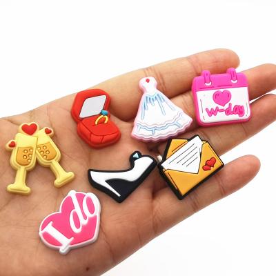 China Durable and soft wholesale cheap shoe charms character cartoon wedding shoe decoration bracelet accessories birthday party for charming lady for sale