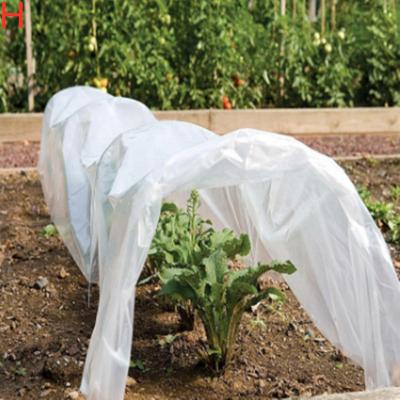 China Waterproof Nonwoven Fabric Greenhouse Garden Antifreeze Plant Cover for sale