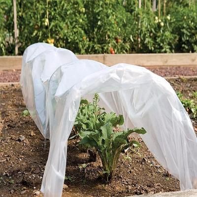 China Custom Biodegradable Anti Pill Plant Blanket / Winter Felt Cold Protection Non Woven Fabric Gel Fabric For Plants , Tent Agriculture for sale