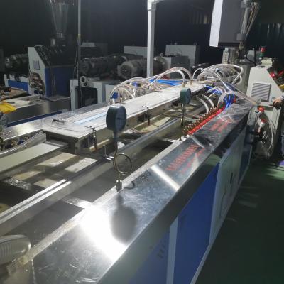 China Assembly Structure Integral Type Extruder PVC Profile Extruder Machine for Automatic Production for sale