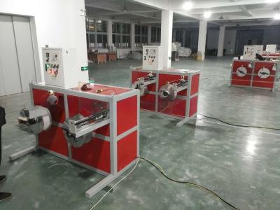 China 15m*1,5m*2,5m Gezichtsmasker Neusdraadmachine met WEG/Siemens motor en afzonderlijke structuur van het type extruder Te koop