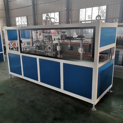 China Customized WPC Profile Extrusion Line 380kg/H WPC Door Production Line for sale