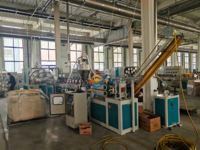 China 12-50 mm PVC fiber reinforced pipe production line / PVC garden hose making machine for sale