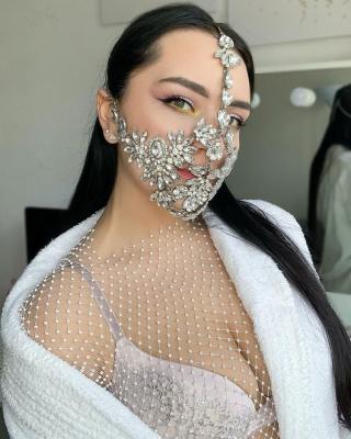 China Classic Fashion Hot Selling Bincho Ins Rhinestone Face Masks Party Mask For Women for sale