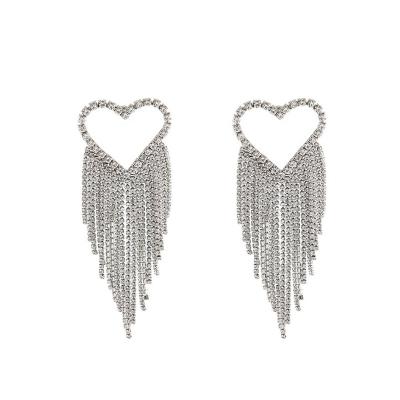 China All-match TRENDY Hollow Diamond Love Heart Earrings Fashion Tassel Fashion Stud Women's Heart Shaped Earrings for sale