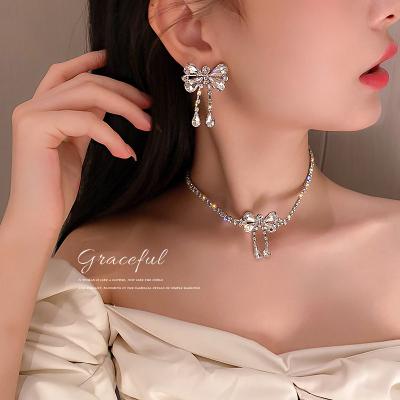 China Trendy Elegant Bowknot Crystal Earring Necklace Jewelry Luxury Vintage Fashion Sets for sale