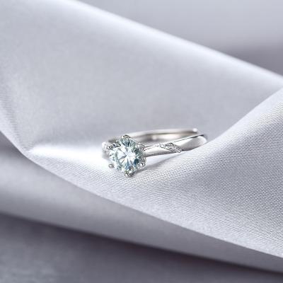 China Wholesale Customized Luxury Women FASHIONABLE Classic Six Claws 1ct Moissanite Diamond Ring For Wedding for sale