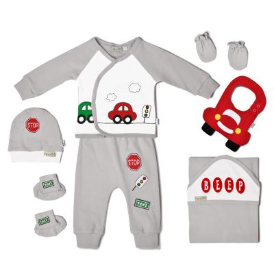 China Petelulu Good Quality Anti-Shrink Car Printing 7pieces Cotton Newborn Gift Set Baby Clothes for sale