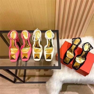 China Famous Fashion Trend Brand Vltn Ankle Strap Chunky Heels Sandals Genuine Leather Designer Luxury New Arrival 2022 Shoes Women's Sandals for sale