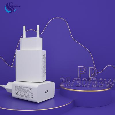 China Mobile Phone PD Charger 20W Fast Charging Head Type-c+USB QC3.0 Dual Port Fast Charging Suitable For Phone for sale