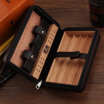 China Luxury Leather Cigar Humidor Cigar Travel Smoking Humidor Cedar Wood Portable Case Box with Humidor Cigar Accessories for sale