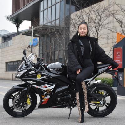 China SINSKI 140 Km/h Motorcycles 250CC 400cc Gas Motorcycle Xin V6 L Electric Motorcycle for sale