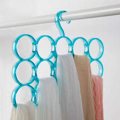 China Folding 15 Holes Multifunctional Plastic Scarf Hangers / Large Stretches Plastic Scarf Holder for sale