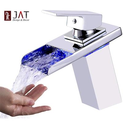 China Modern Single Hole Brass Faucets Handle Single Hole Brass Faucet Metered Basin Faucets for sale