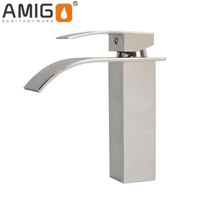 China Cheap Wholesale Modern Electric Faucets Chinese Style Sink Basin Faucet Manufacturers for sale