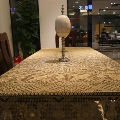 China Luxury EMBROIDERY Tablecloths Wedding Lace Water Soluble Tablecloth for sale