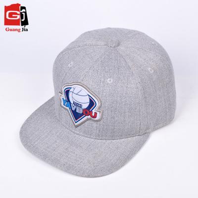 China COMMON Adjustable 100% Polyester Woven Label Embroidery Patch Square Brim Flat Snapback Cap for sale