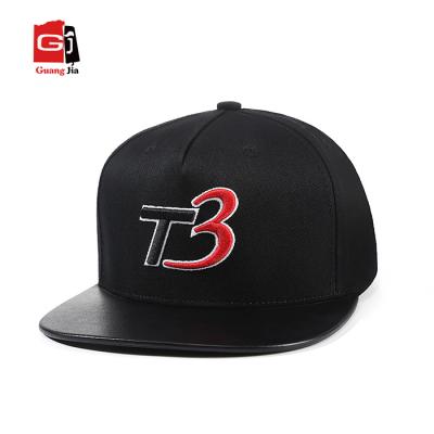 China COMMON High Quality Cotton Fabric Snapback Cap Hats Embroidery Designs With Leather Brim for sale