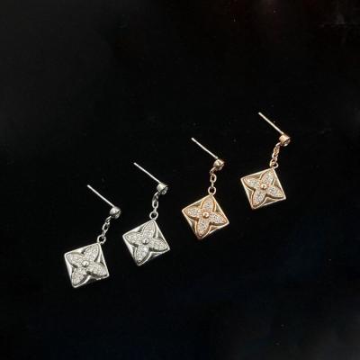 China TRENDY New Style L Hot Selling Fashion Famous Brands V Jewelry Luxury Stainless Steel Inspired Designer Jewelry Women Earrings for sale