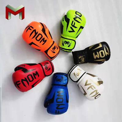 China Safety Wolon 2020 New Design Fitness Training Kicking Boxing Muttahida Majlis-e-Amal Custom Gloves for sale