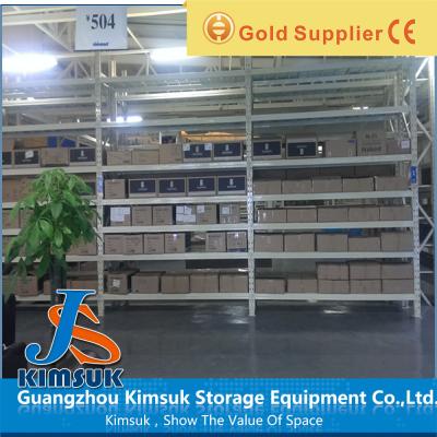 China 800kg Manual Operation Longspan Medium Duty Rack With Wood Shelves for sale