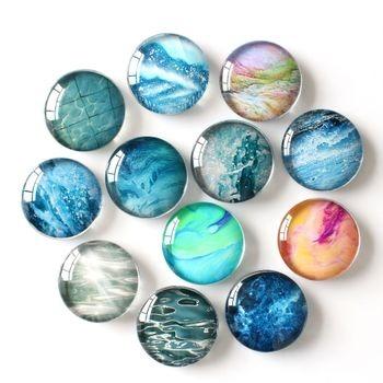 China Shape Factory Price Custom Marbled Round Souvenir Crystal Glass Fridge Magnets for sale