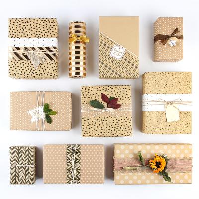 China Festival Biodegradable Gift Wrapping DIY Gift Wrapping Paper Recycled Gypsophila Flower Wrapping Paper Stripes for sale