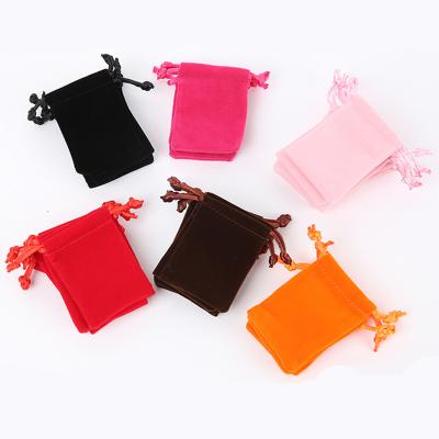 China 5*7cm Customizable Multicolor Soft Velvet Drawstring Jewelry Storage Bag Jewelry Packaging Bags for sale