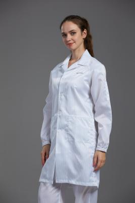 China 100 Clean Room Garments Straight Open Buttons In Pharmaceutical Workshop for sale