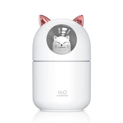 China Portable 300ml Car Air Cool Mist Ultrasonic Humidifier for sale