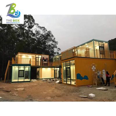 China Modern Prefab Container House DIY Container Cabin House Customized Painting Container for sale