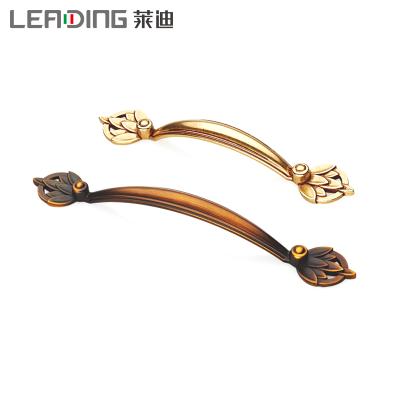 China European Gold Cabinet Handle Furniture Hardware Wardrobe Closet Drawer Pulls Made in China for sale