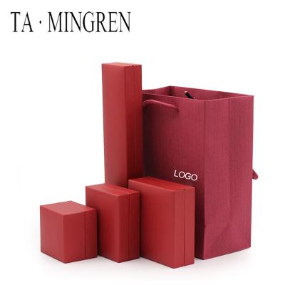 China Fashionable High Quality Eco-friendly Paper Packaging Box Soft Plush Jewelery Gift Box Light Weight Jewelry Box for sale