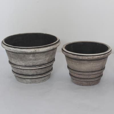 China Europe hot sale outdoor garden decor terracota shape cement flower pot for sale