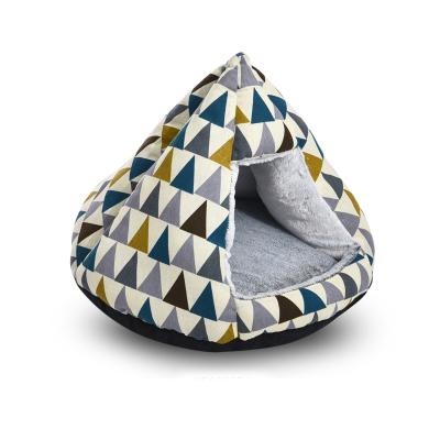 China Heated Breathable Pet 2 in 1 Collapsible Comfortable Triangle Cat Bed Tent House for sale