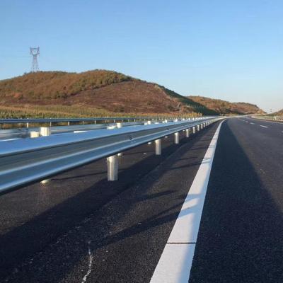 China Q235 Road Guardrail 4320mm 3810mm W Beam Anticrash Guardrail Traffic Safe Steel Guardrail for sale