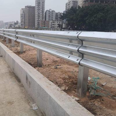 China AASHTO Guardrail Highway Guardrail Q235 Steel Beam Crash Barrier Galvanized Highway Guardrail for sale