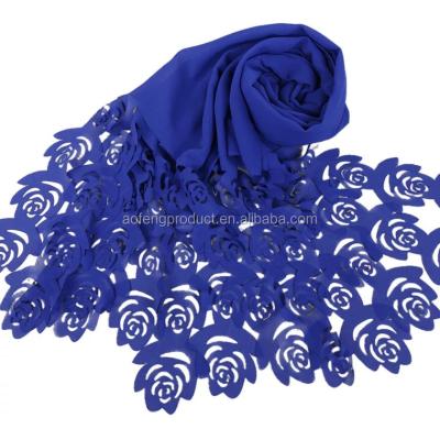 China 2018 Summer New Rose Pattern Plain Shawls Nice Breathable Muslim Chiffon Hijab Arab Scarf Women Scarves for sale