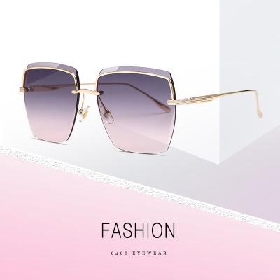 China Fashion sunglasses 2022 fashion production women's professional oversized square sun glass sunglasses for sale