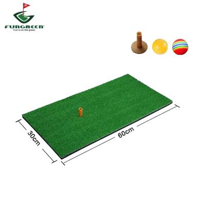 China 30*60cm Mini Portable Golf Hitting /Swing Mat, Golf Mat Driving Range With Rubber Tee Golf Chipping Driving Practice Mat 60*30cm for sale