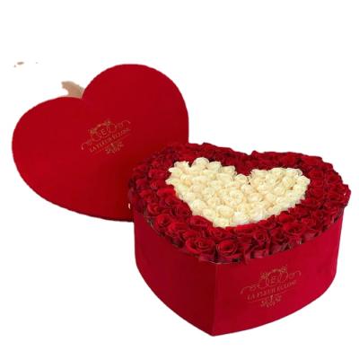 China Wholesale Custom Recyclable High Quality Red Velvet Heart Shaped Flower Box With Insert Foam For Preserved Roses for sale