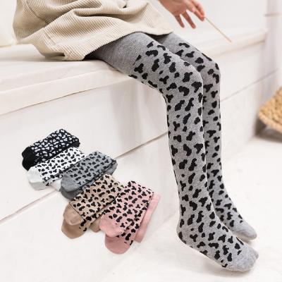 China 2020 new antibacterial cute leopard children's pantyhose spring baby warm pantyhose cotton style fabric soft children's tights for sale