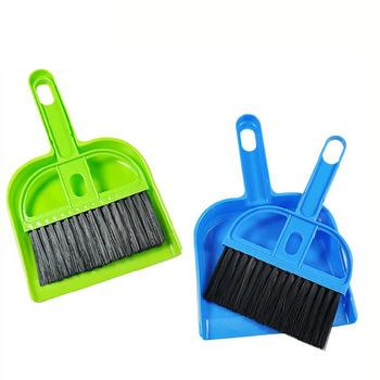 China Wholesale Eco-friendly High Quality Plastic Eco-Friendly Mini Pet Broom Set, Mini Brooms Dustpan Set for sale