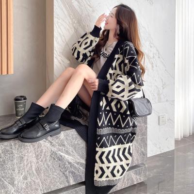 China Wholesale Loose Knitted Korean Open Cardigan Women Streetwear Front Long Graphic Pocket Sweater Retro Anti-Wrinkle Cardigan for sale