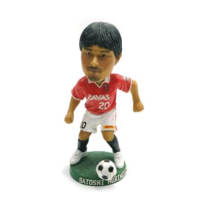 China All over the world custom bobbleheads resin statue soccer player footballer sports head shake for sale