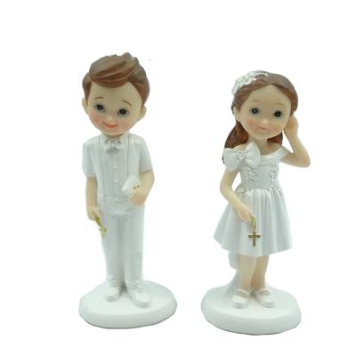 China Europe First Holy Communion Gifts Handmade Resin Boy and Girl Figurine for sale