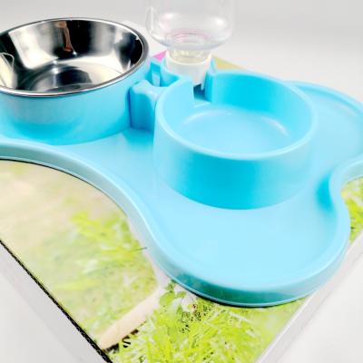 China Double Automatic Water Feeder Pet Food Water Rolls Water Dispenser 500ml Bottle Pet Accessories for sale