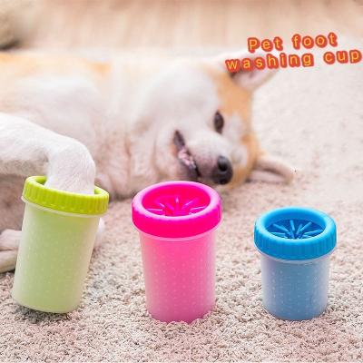 China New Design and Production Dog Paw Cleaner Sustainable Cup Pet Foot Cleaner for sale